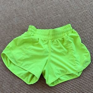Lululemon Hotty Hot Bright Yellow/Green Athletic Shorts size 2 inseam 3.5in